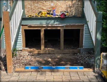 New level framing built for porch steps